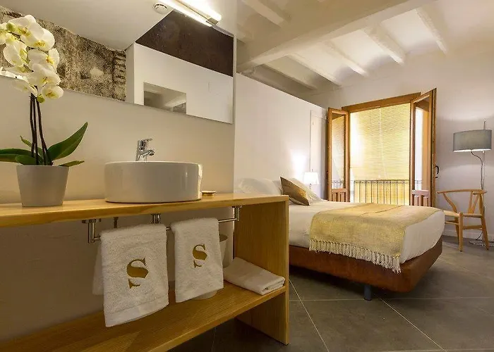 Hotel Secrets Priorat Falset