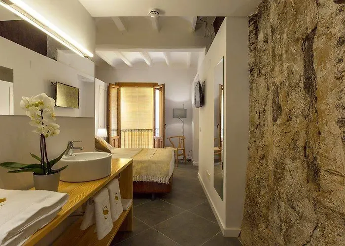 Hotel Secrets Priorat 3*