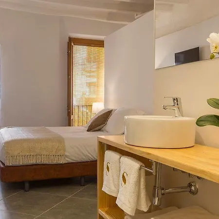 Secrets Priorat فندق